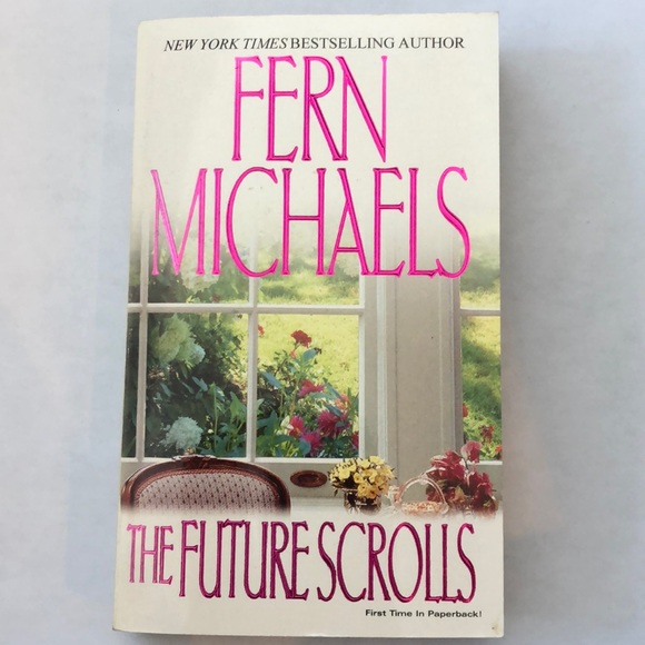⭐️5 for $15⭐️ The Future Scrolls by Fern Michaels | Book - Picture 1 of 2